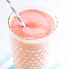 Strawberry Coconut Banana Smoothie | Fork Knife Swoon