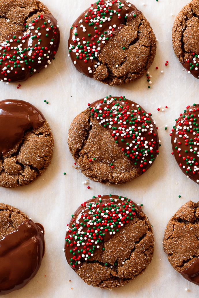 The very best chewy molasses cookies via forkknifeswoon.com | @forkknifeswoon