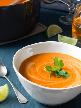 Spicy Carrot Curry Soup