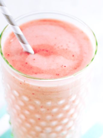 Strawberry Coconut Banana Smoothie | Fork Knife Swoon