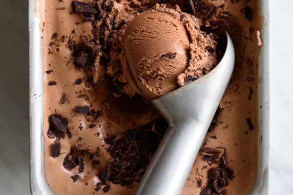Vegan Chocolate Coffee Ice Cream! SO creamy and so delicious! | Fork Knife Swoon @forkknifeswoon