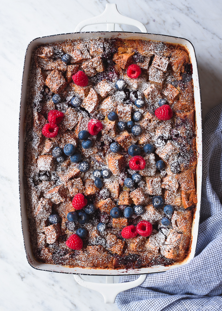 Baked Blueberry Bagel French Toast Casserole | Fork Knife Swoon @forkknifeswoon
