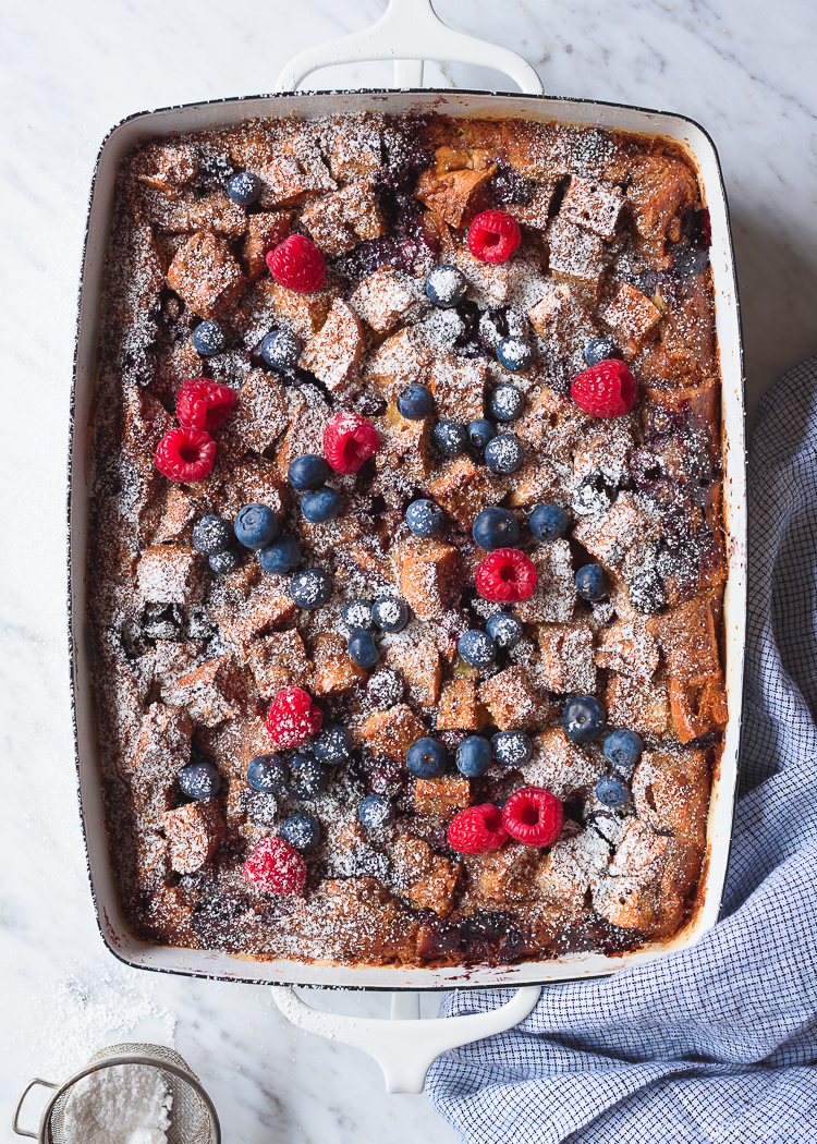 Baked Blueberry Bagel French Toast Casserole | Fork Knife Swoon @forkknifeswoon