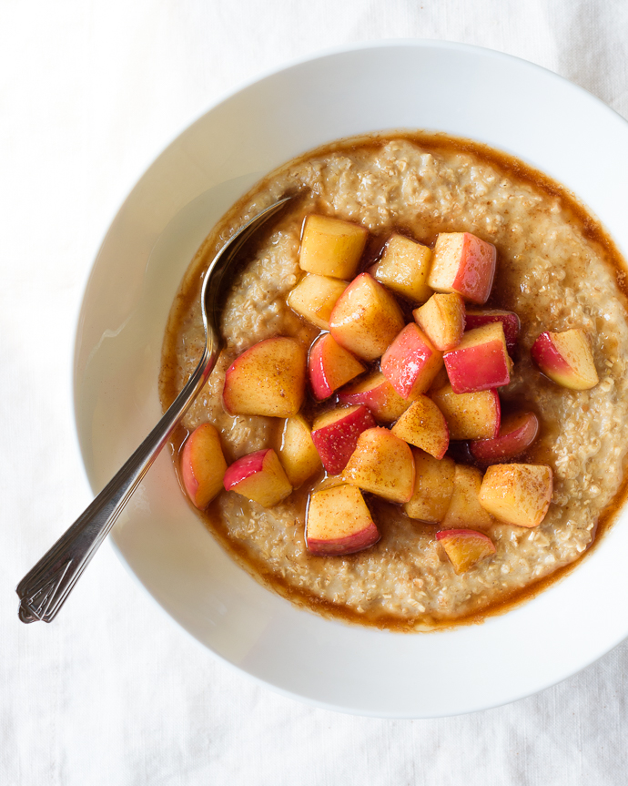 Best Homemade Brown Sugar Oatmeal with Maple Cinnamon Apples | via forkknifeswoon.com @forkknifeswoon