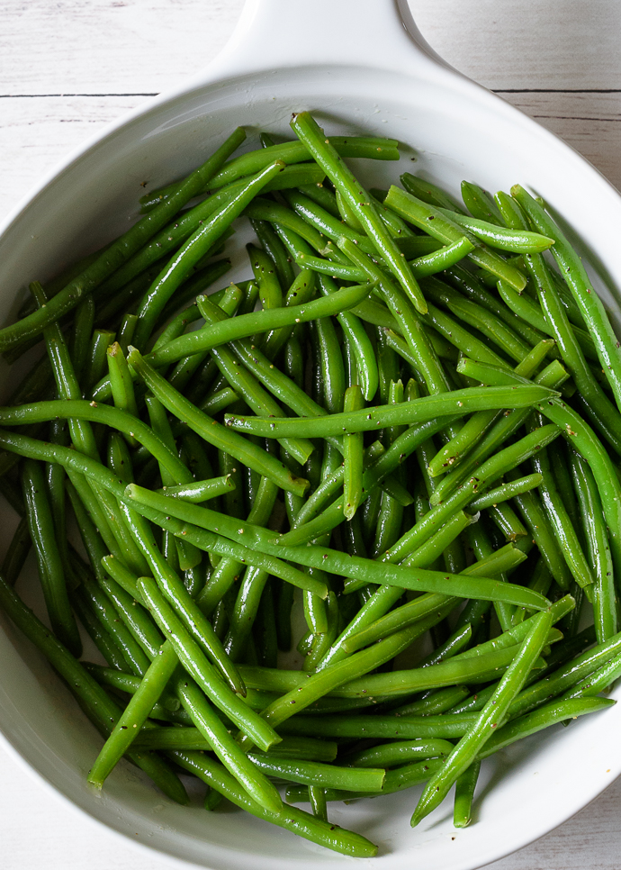 Easy Skillet Green Beans with Blue Cheese via forkknifeswoon.com | @forkknifeswoon