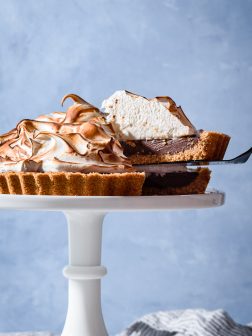 S'mores Tart with Toasted Marshmallow Meringue via forkknifeswoon.com