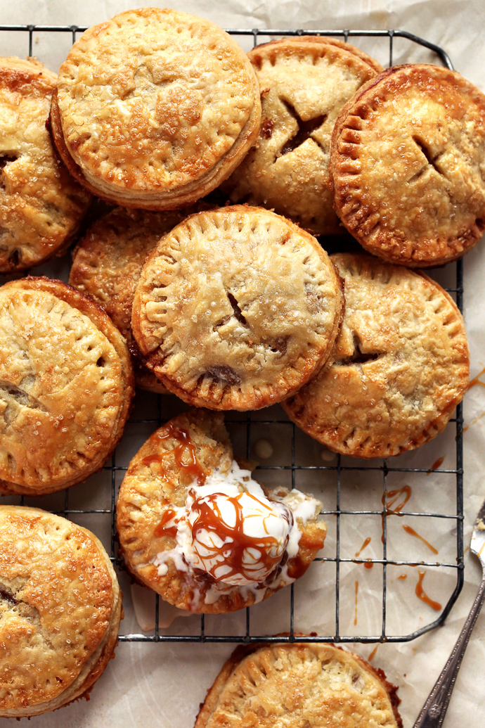 Ginger Pear Hand Pies via forkknifeswoon.com