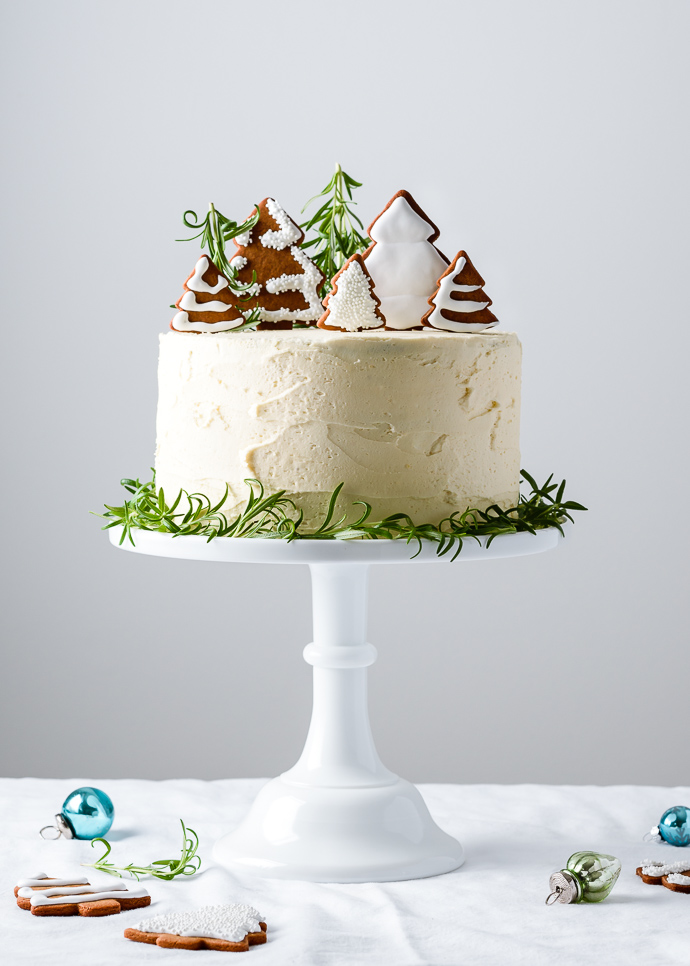 Holiday chocolate spice cake with ginger buttercream via forkknifeswoon.com