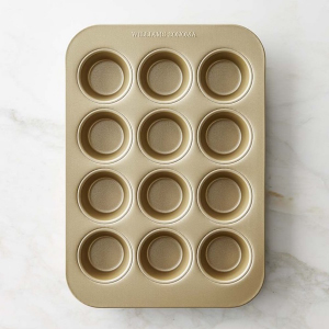 williams sonoma goldtouch muffin tin