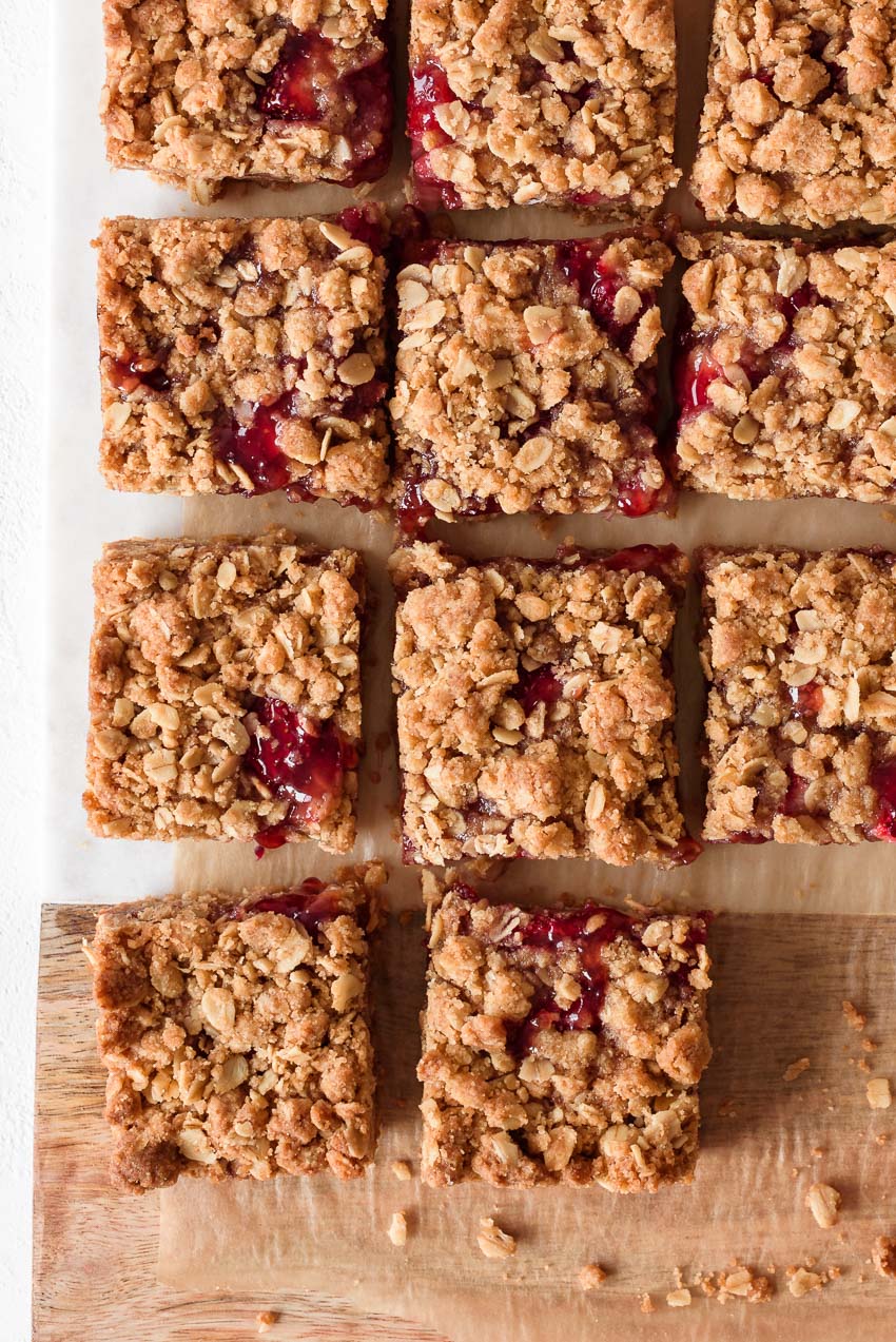 strawberry jam crumble bars from forkknifeswoon.com